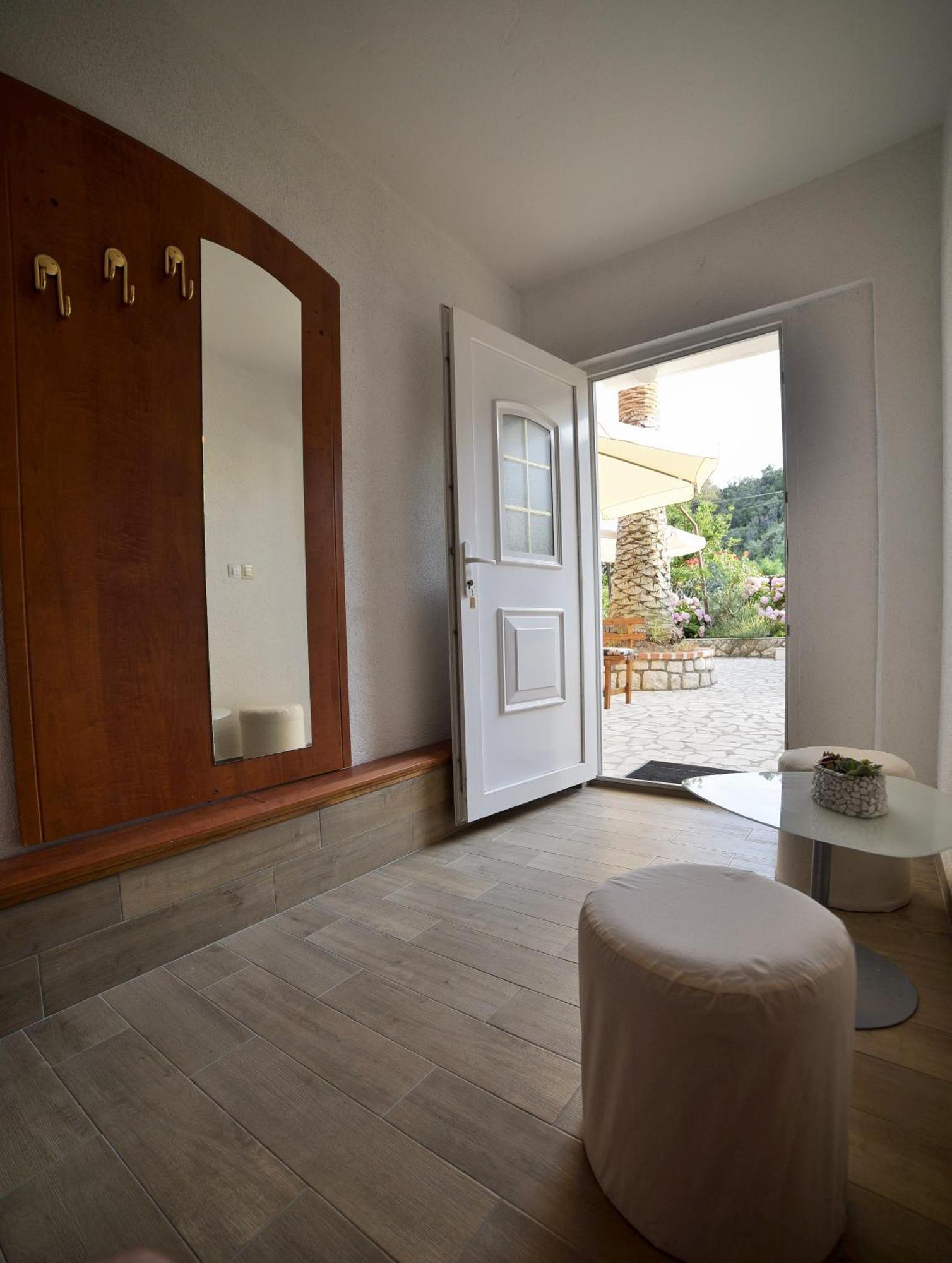 Apartments Dumencic Rab Mundanije Rom bilde